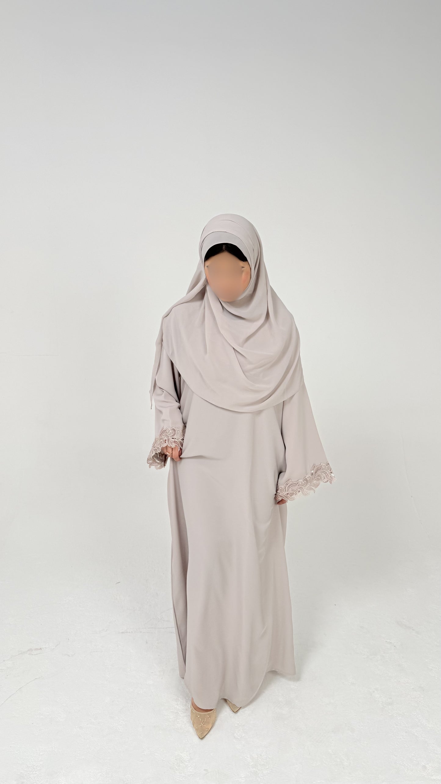 THE ANGELIC OYSTER LACE ABAYA