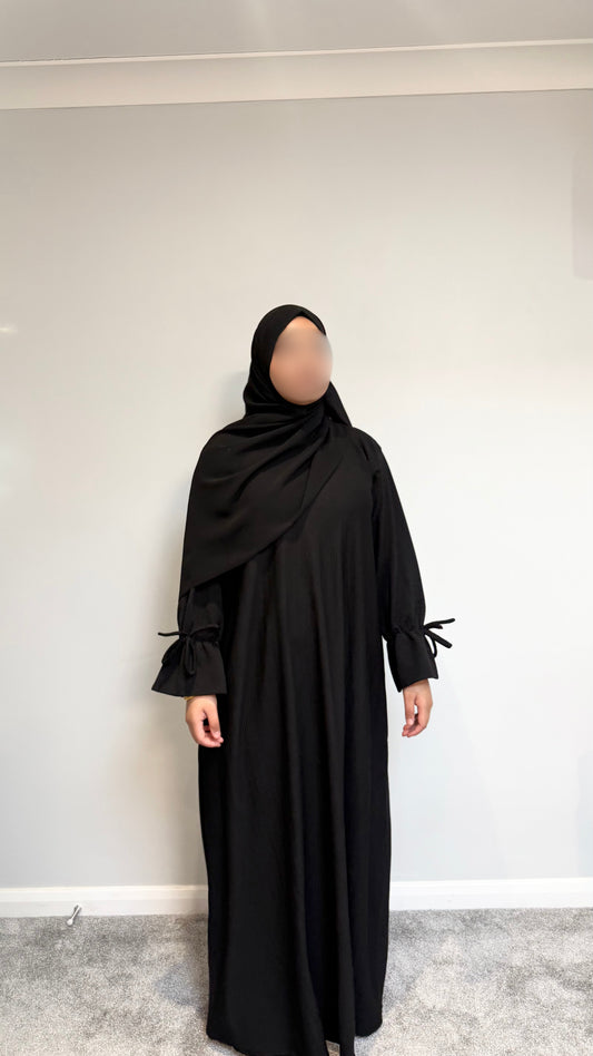 The Ribbed Bow-Cuff Abaya - Black